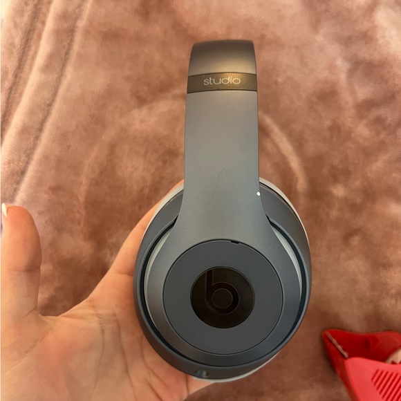 Beats studios - Picture 5 of 6